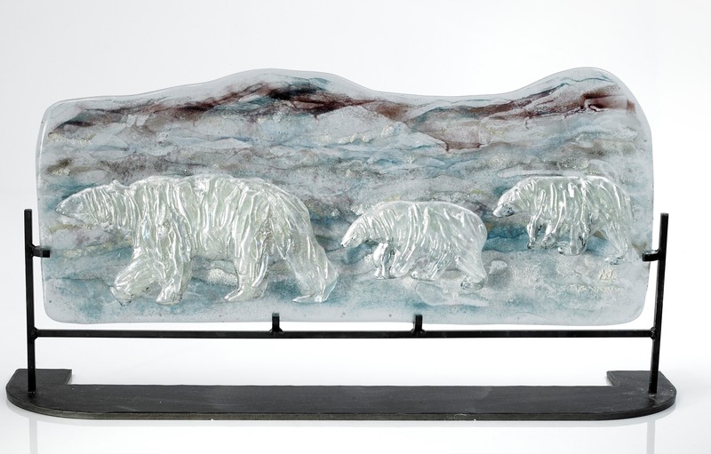 Doroni Lang Polar Bears on Glacier
