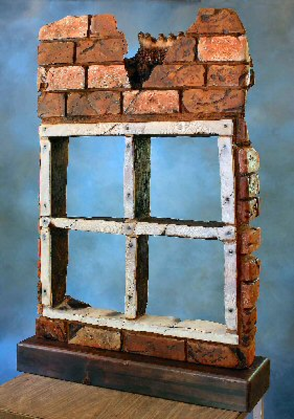 Lynn (Lindsay) z Branson Window and Swallows